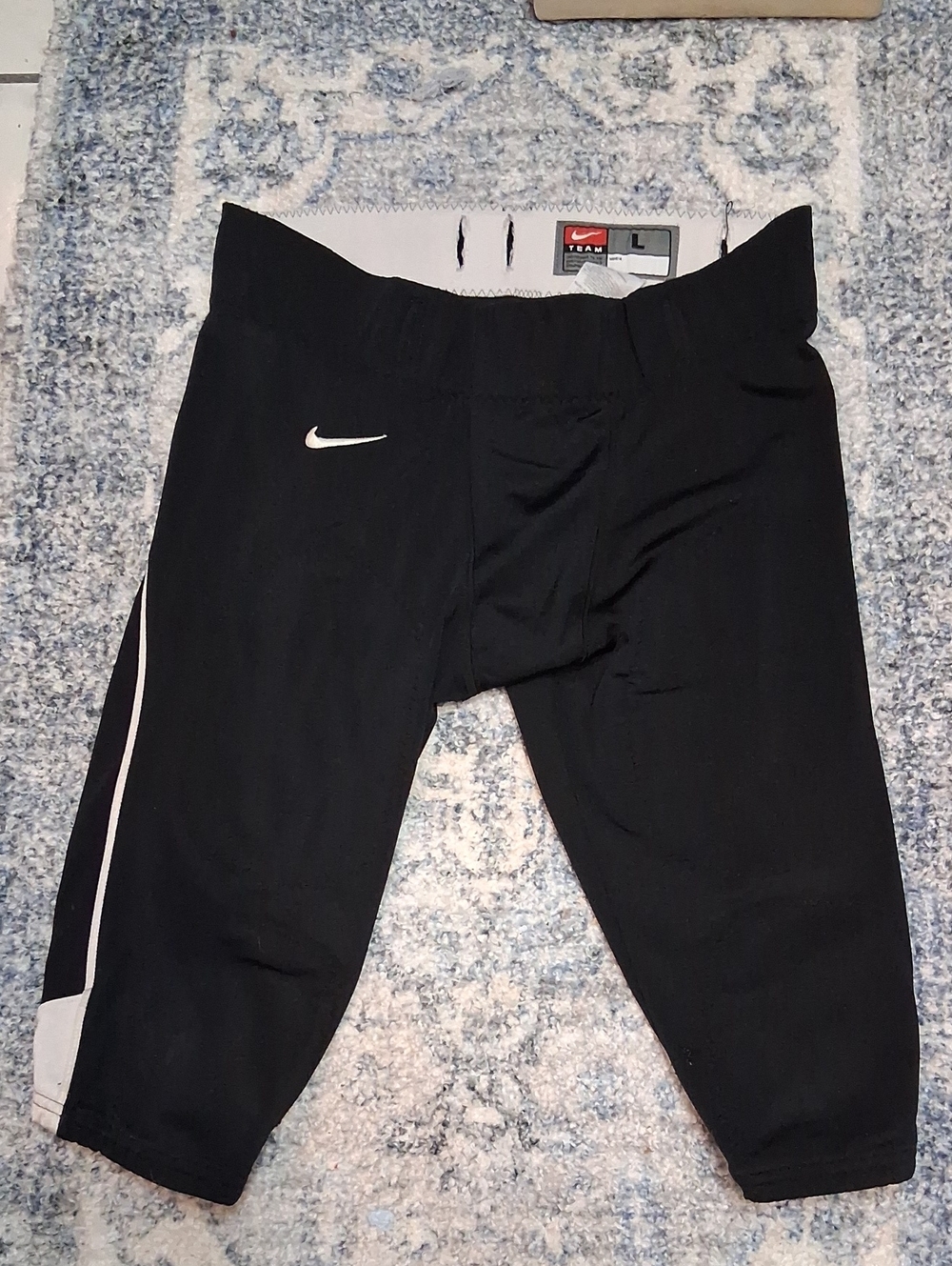 Nike Athletic Knee Length Pants Adult L